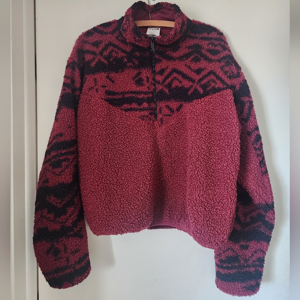 Black and Red Reebok Half Zip with Tribal Print XS